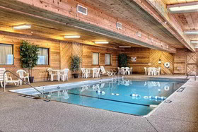 Comfort Inn & Suites at I-74 and 155