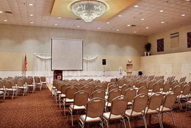 Comfort Inn & Suites at I-74 and 155