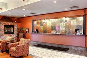 Comfort Inn & Suites at I-74 and 155