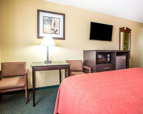 Quality Inn Morton At I-74