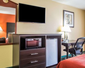 Quality Inn Morton At I-74