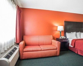 Quality Inn Morton At I-74