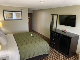 Quality Inn Morton At I-74