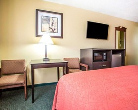 Quality Inn Morton At I-74