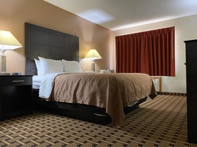 Quality Inn Morton At I-74