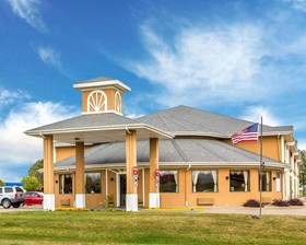 Quality Inn Morton At I-74