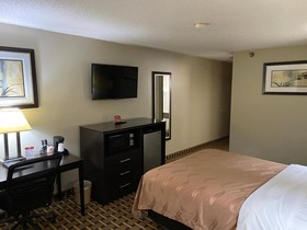 Quality Inn Morton At I-74