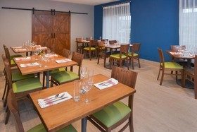 Four Points by Sheraton Mount Prospect O’Hare	
