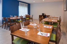 Four Points by Sheraton Mount Prospect O’Hare	
