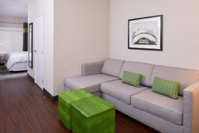 Four Points by Sheraton Mount Prospect O’Hare	