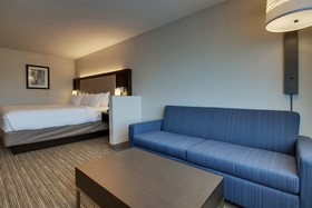 Holiday Inn Express & Suites MOUNT VERNON