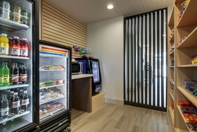 Holiday Inn Express & Suites MOUNT VERNON