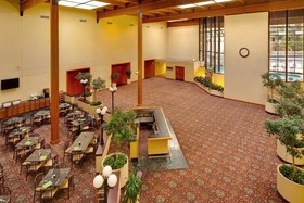 DoubleTree by Hilton Mount Vernon