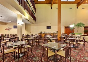 DoubleTree by Hilton Mount Vernon