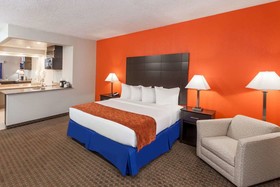 Comfort Inn & Suites Mundelein-Vernon Hills
