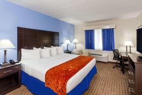 Comfort Inn & Suites Mundelein-Vernon Hills
