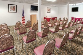 Comfort Inn & Suites Mundelein-Vernon Hills