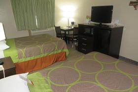 Super 8 by Wyndham Mundelein/Libertyville Area