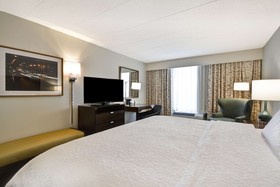 Hampton Inn Chicago Naperville