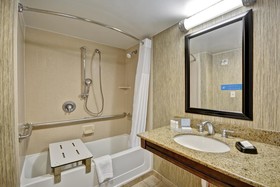 Hampton Inn Chicago Naperville