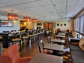 Hampton Inn Chicago Naperville