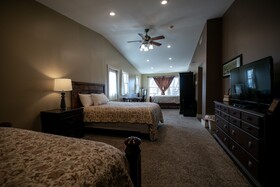 Nauvoo Temple House Hotel