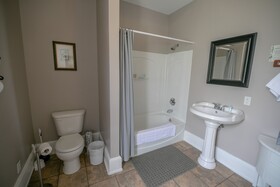 Nauvoo Temple House Hotel
