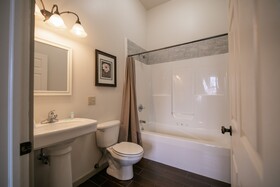 Nauvoo Temple House Hotel