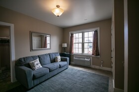 Nauvoo Temple House Hotel