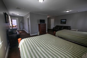 Nauvoo Temple House Hotel