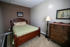 Nauvoo Temple House Hotel