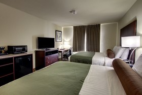 Cobblestone Hotel & Suites