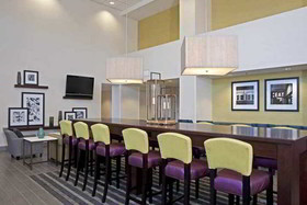 Hampton Inn & Suites Bloomington-Normal