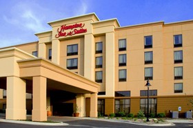 Hampton Inn & Suites Bloomington-Normal