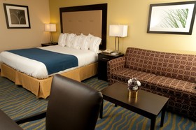 Holiday Inn Express Hotel & Suites Bloomington - Normal