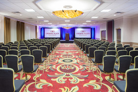 Crowne Plaza Chicago - Northbrook
