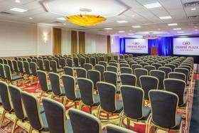 Crowne Plaza Chicago - Northbrook