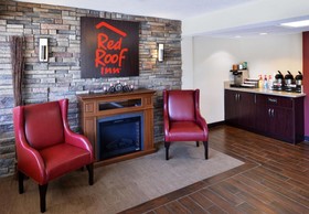 Super 8 by Wyndham Deerfield Northbrook