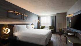 Renaissance Chicago North Shore Hotel