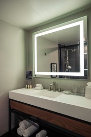 Renaissance Chicago North Shore Hotel