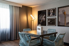 Renaissance Chicago North Shore Hotel