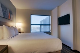 Hyatt House Chicago / Oak Brook