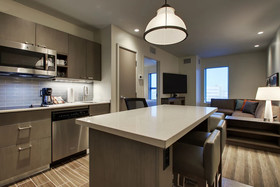 Hyatt House Chicago / Oak Brook