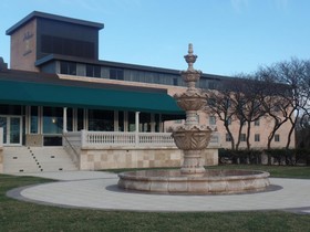 The Drake Oak Brook, Autograph Collection