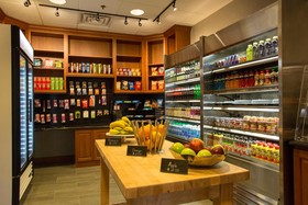 Hilton Chicago/Oak Brook Suites