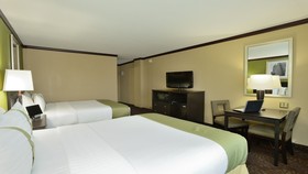 Holiday Inn Chicago Oakbrook