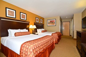 Spark by Hilton Oak Forest