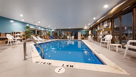 Spark by Hilton Oak Forest