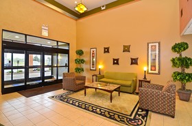 Spark by Hilton Oak Forest