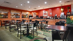 Spark by Hilton Oak Forest